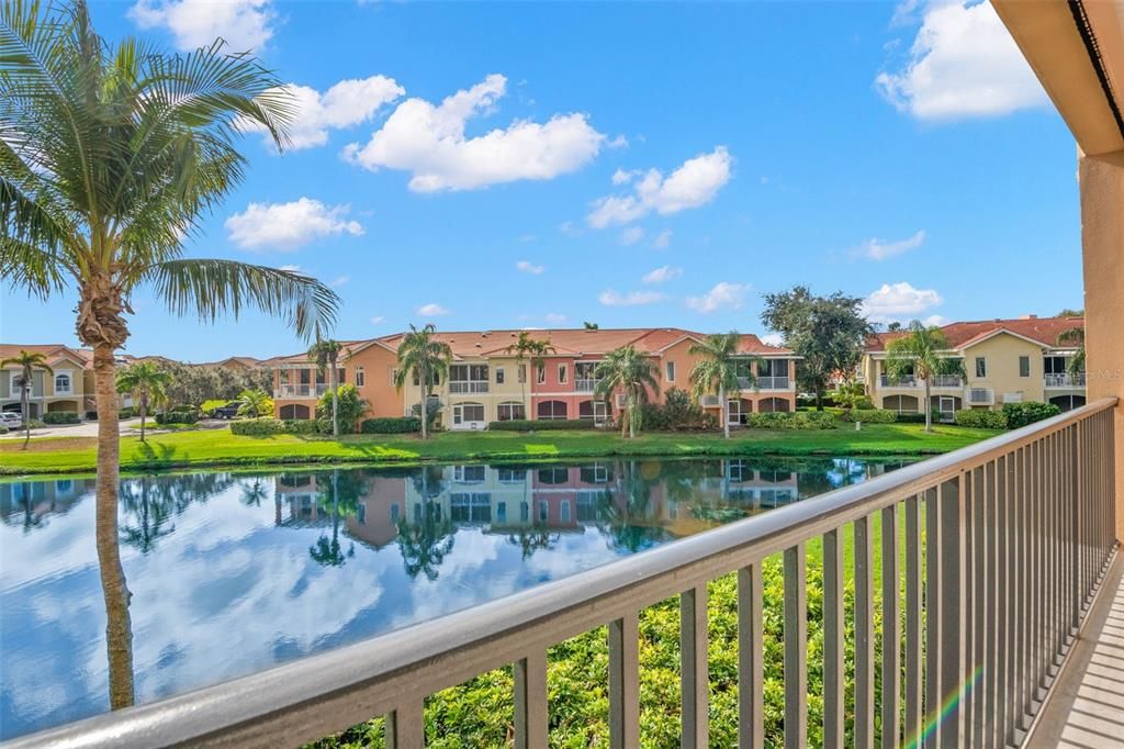 For Sale: $999,000 (3 beds, 2 baths, 2218 Square Feet)