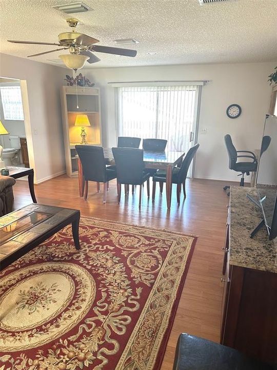 For Sale: $285,000 (2 beds, 2 baths, 1237 Square Feet)