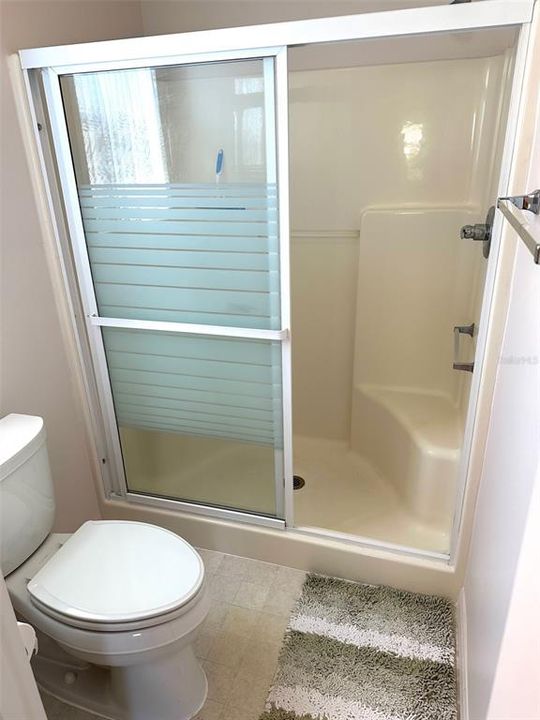 For Sale: $285,000 (2 beds, 2 baths, 1237 Square Feet)