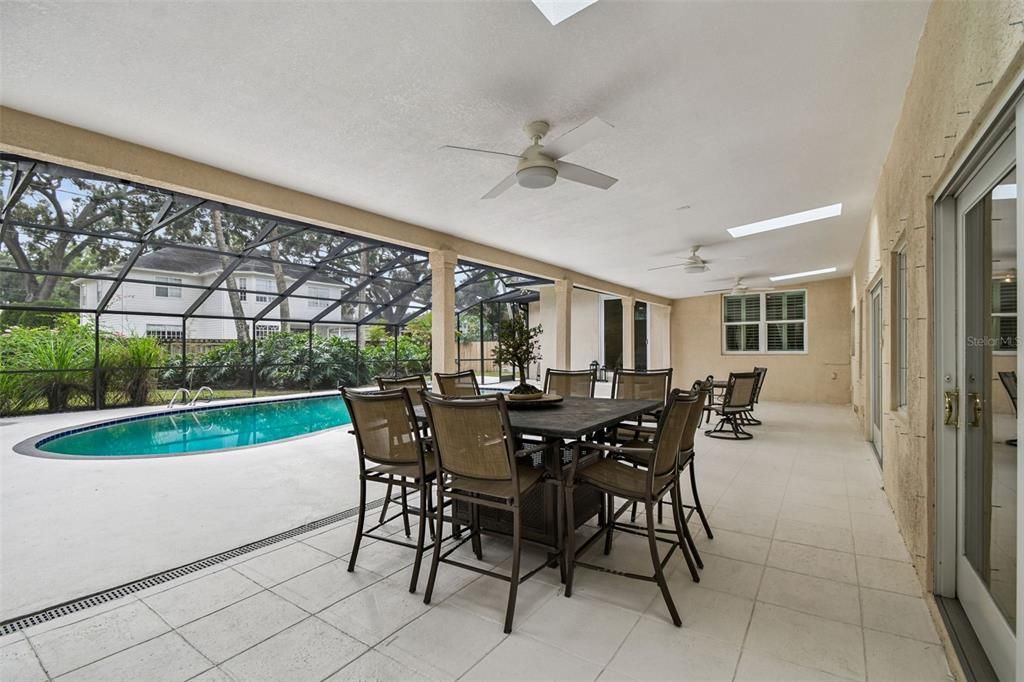 For Sale: $1,450,000 (4 beds, 3 baths, 2418 Square Feet)