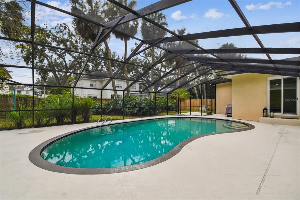 For Sale: $1,450,000 (4 beds, 3 baths, 2418 Square Feet)