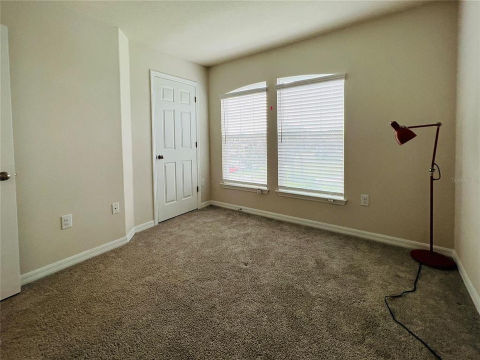 For Sale: $310,000 (3 beds, 2 baths, 1528 Square Feet)