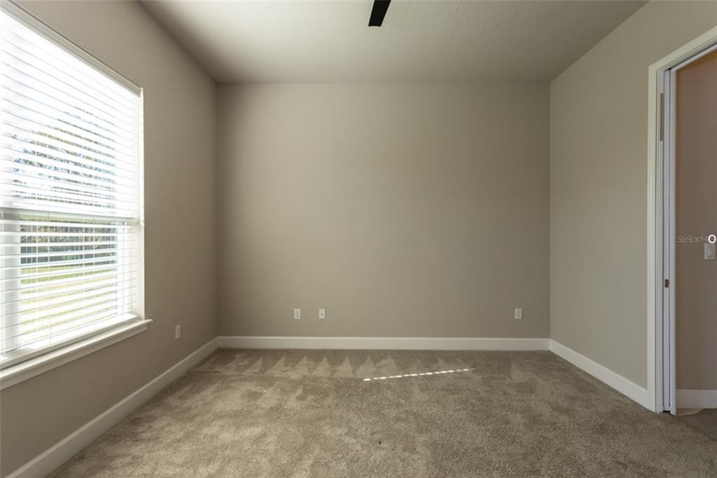 For Sale: $380,000 (2 beds, 2 baths, 1529 Square Feet)