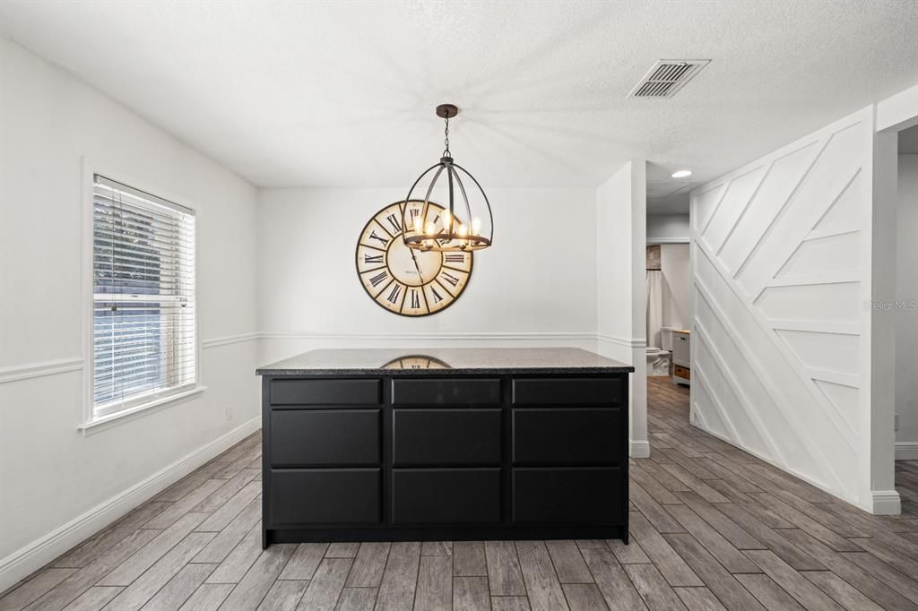 待售: $674,900 (3 贝兹, 2 浴室, 2202 平方英尺)