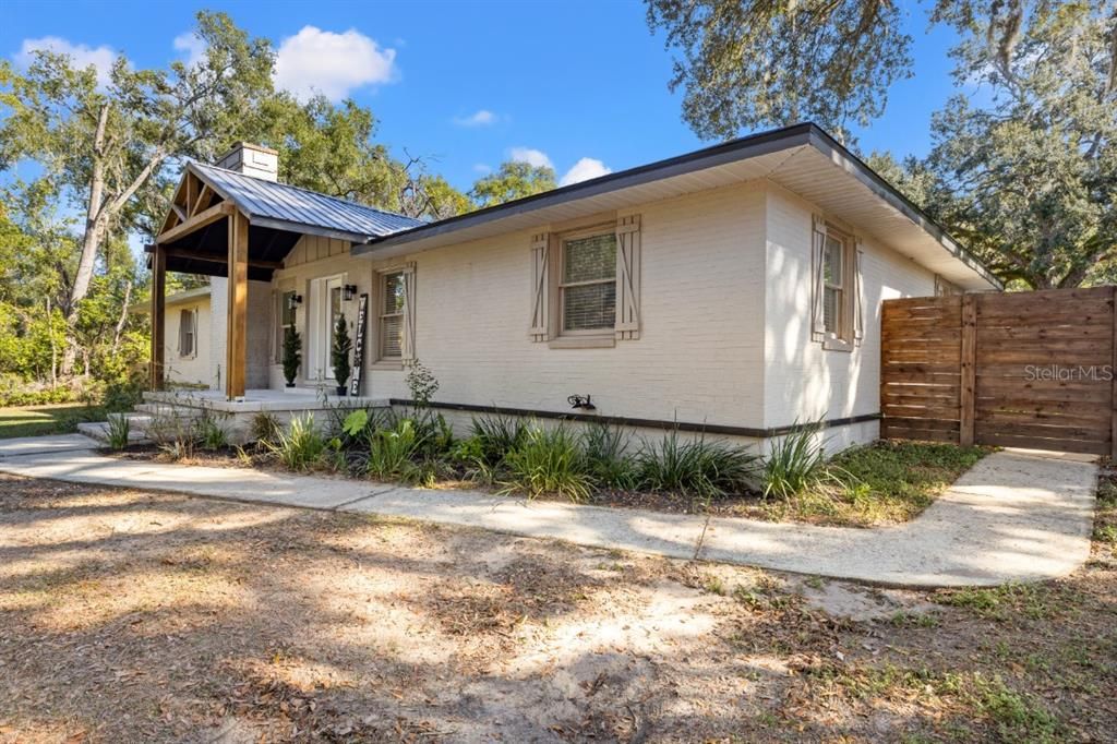 待售: $674,900 (3 贝兹, 2 浴室, 2202 平方英尺)