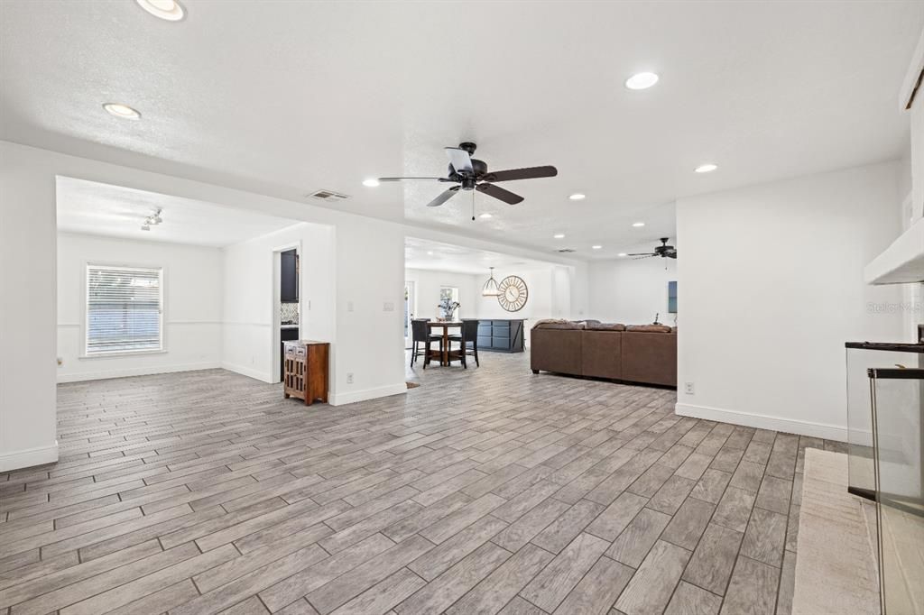 待售: $674,900 (3 贝兹, 2 浴室, 2202 平方英尺)