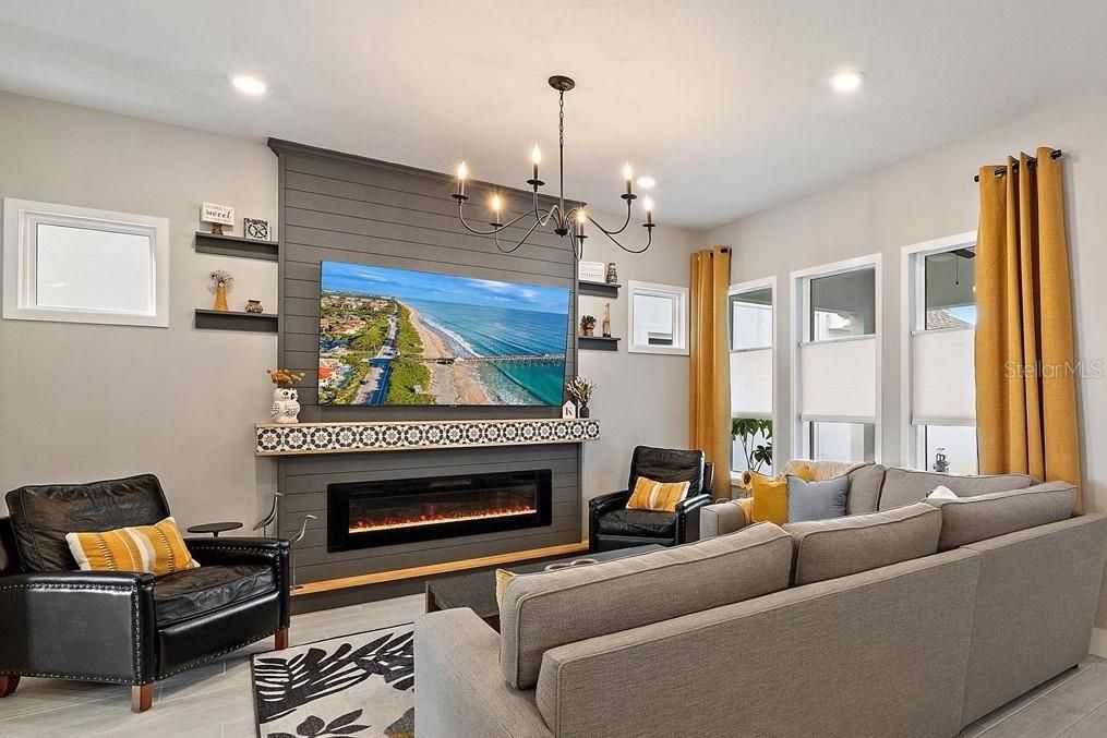 待售: $789,000 (4 贝兹, 3 浴室, 2453 平方英尺)