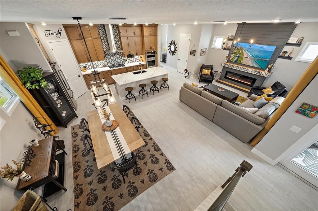 待售: $789,000 (4 贝兹, 3 浴室, 2453 平方英尺)