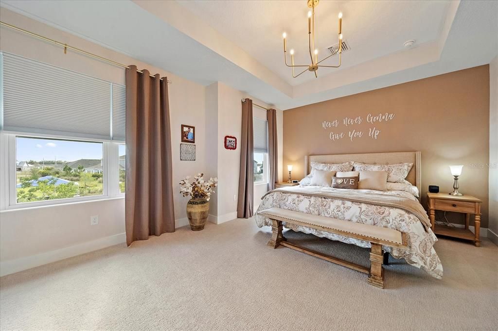 待售: $789,000 (4 贝兹, 3 浴室, 2453 平方英尺)