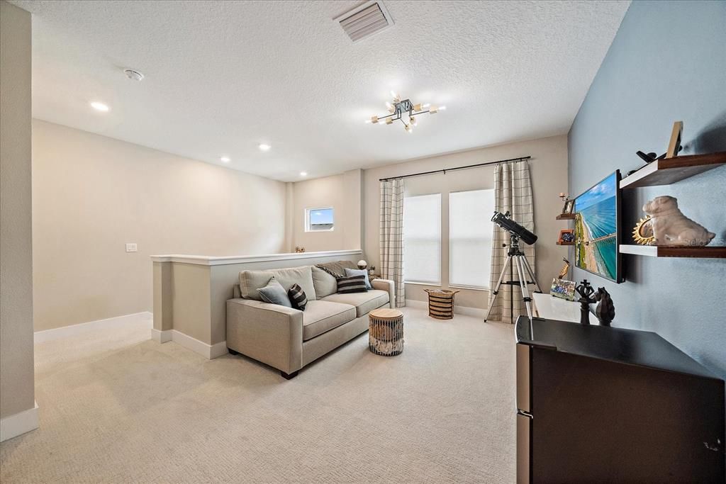 待售: $789,000 (4 贝兹, 3 浴室, 2453 平方英尺)