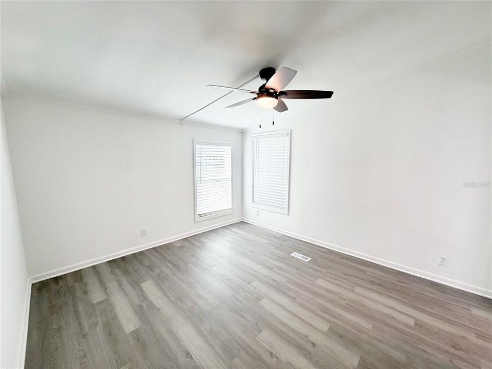 En Venta: $250,000 (3 camas, 2 baños, 1080 Pies cuadrados)