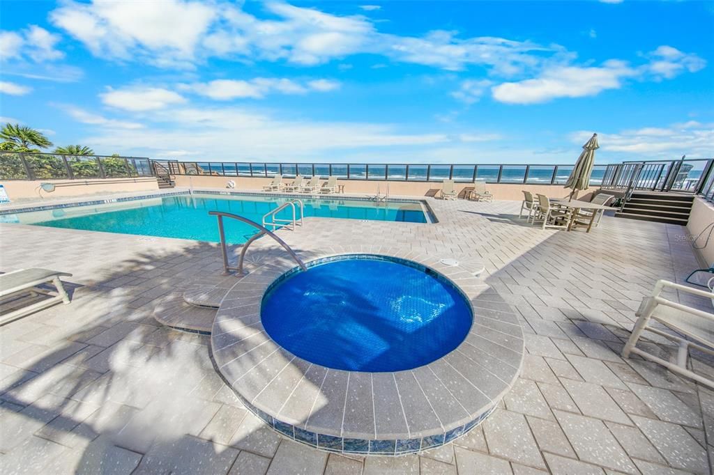 For Sale: $1,119,900 (3 beds, 3 baths, 2337 Square Feet)