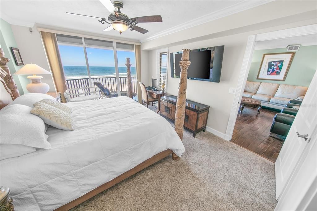 For Sale: $1,119,900 (3 beds, 3 baths, 2337 Square Feet)