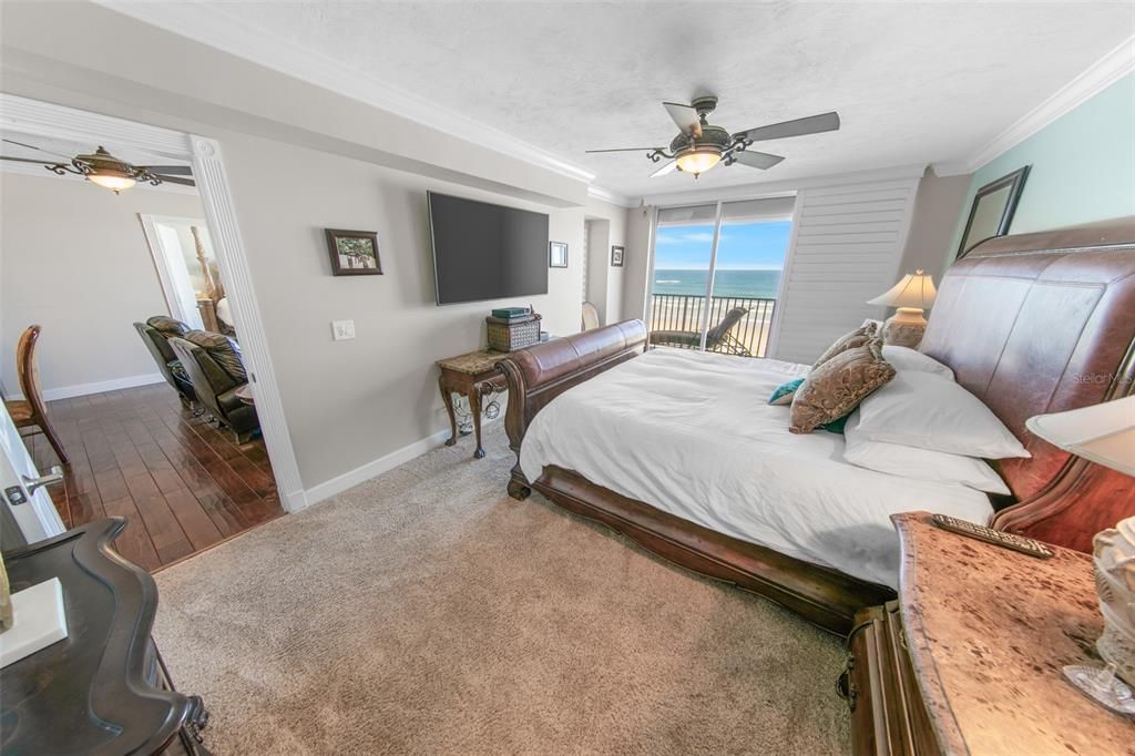 For Sale: $1,119,900 (3 beds, 3 baths, 2337 Square Feet)