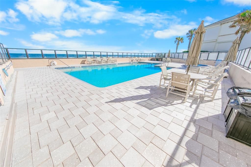 For Sale: $1,119,900 (3 beds, 3 baths, 2337 Square Feet)