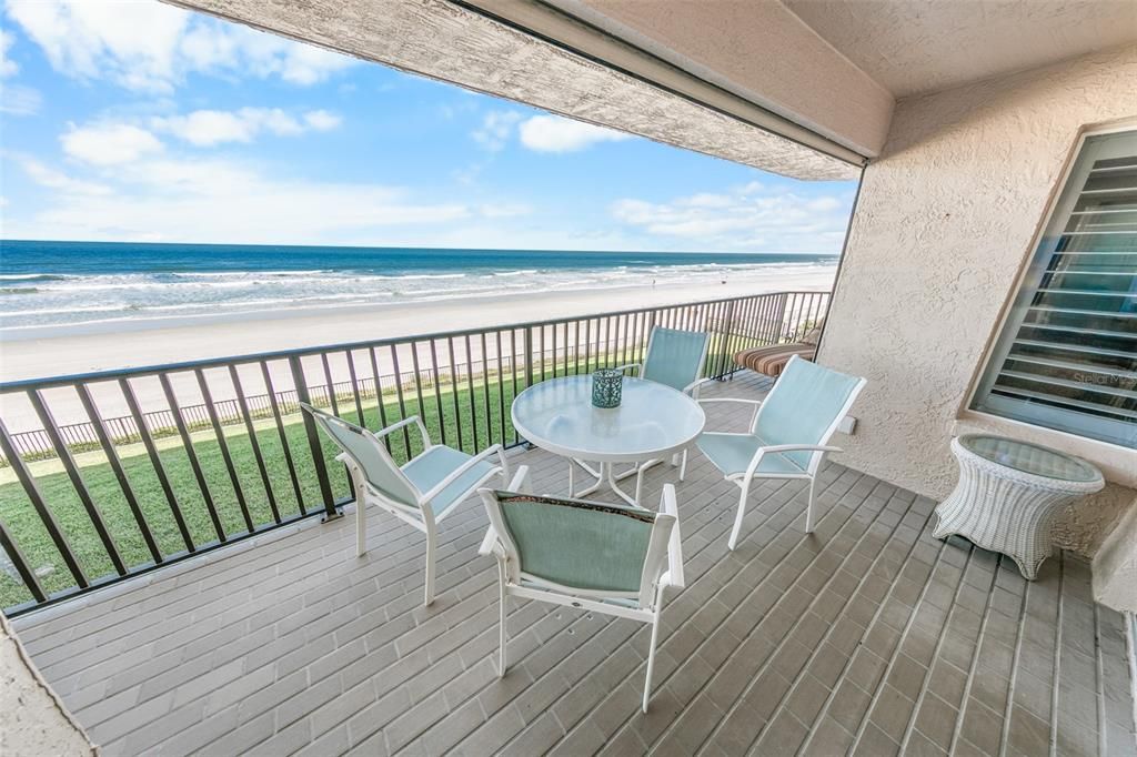 For Sale: $1,119,900 (3 beds, 3 baths, 2337 Square Feet)