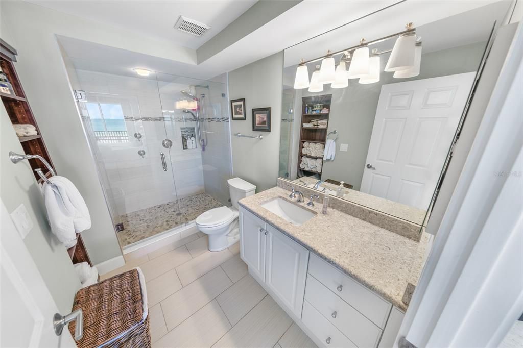 For Sale: $1,119,900 (3 beds, 3 baths, 2337 Square Feet)