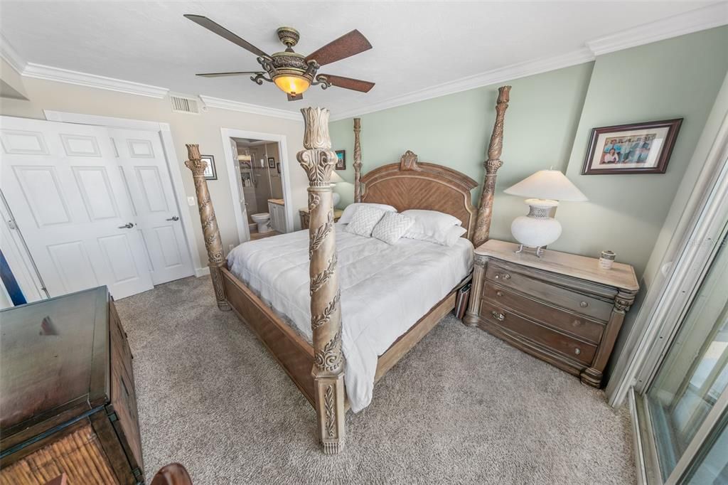 For Sale: $1,119,900 (3 beds, 3 baths, 2337 Square Feet)