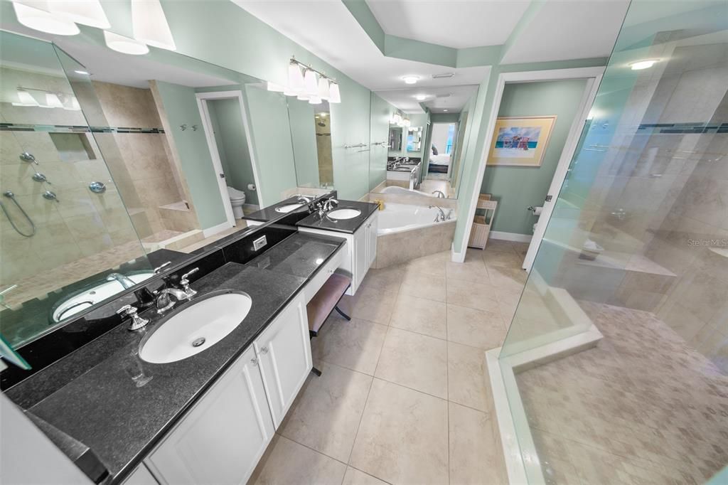 For Sale: $1,119,900 (3 beds, 3 baths, 2337 Square Feet)