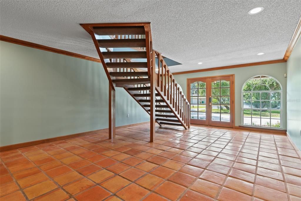 For Sale: $3,600,000 (5 beds, 4 baths, 6040 Square Feet)