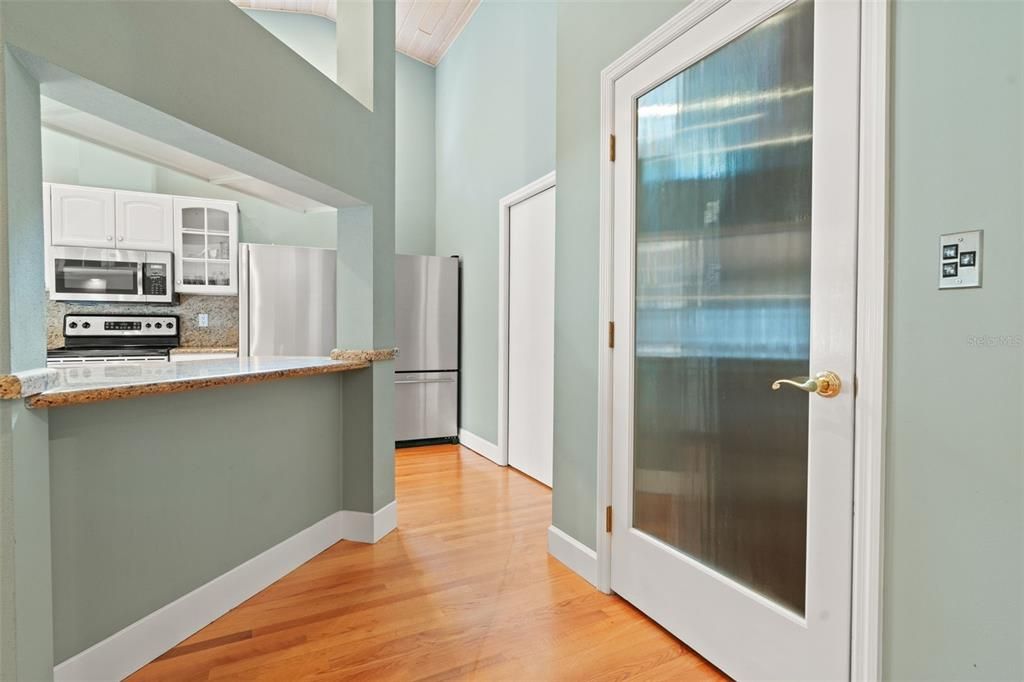 For Sale: $3,600,000 (5 beds, 4 baths, 6040 Square Feet)