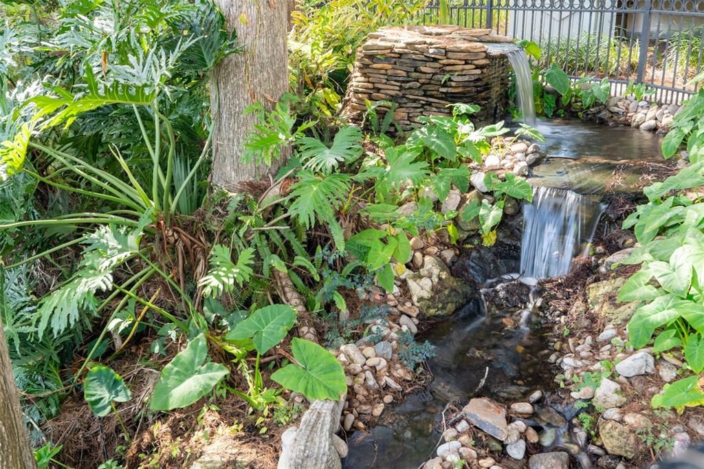 For Sale: $3,600,000 (5 beds, 4 baths, 6040 Square Feet)