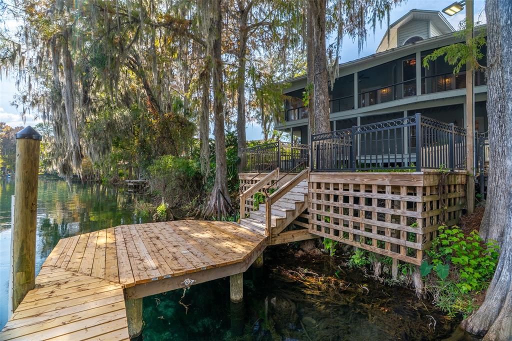 For Sale: $3,600,000 (5 beds, 4 baths, 6040 Square Feet)