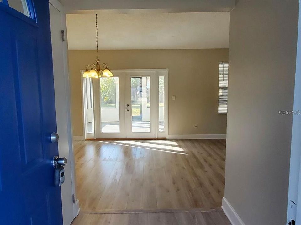 En Renta: $2,375 (4 camas, 2 baños, 1576 Pies cuadrados)