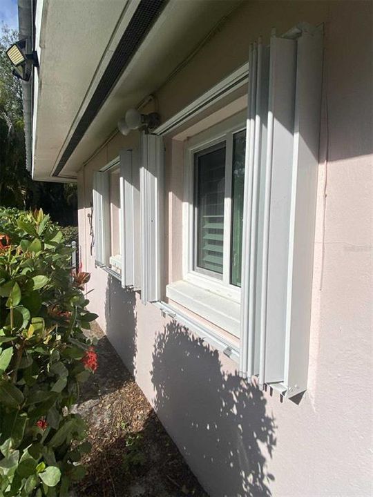 Activo con contrato: $230,000 (2 camas, 2 baños, 1560 Pies cuadrados)