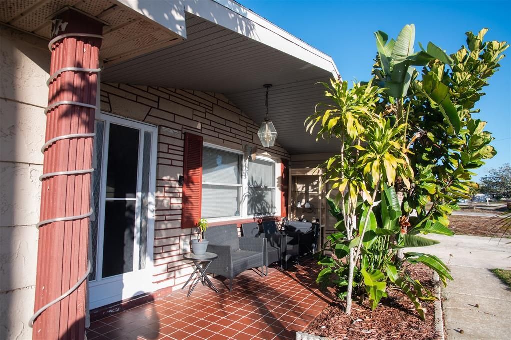 На продажу: $270,000 (3 спален, 1 ванн, 1569 Квадратных фут)