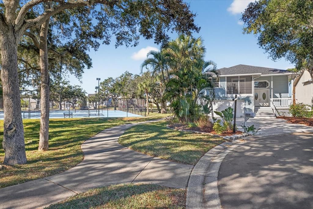 待售: $785,000 (4 贝兹, 3 浴室, 2971 平方英尺)