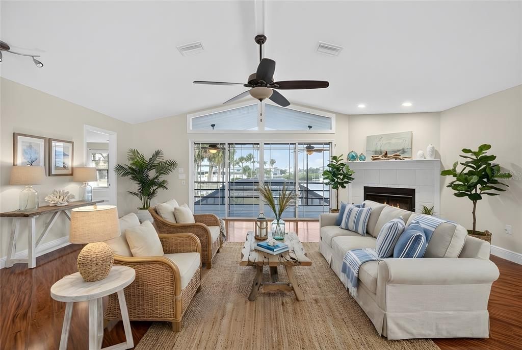 待售: $785,000 (4 贝兹, 3 浴室, 2971 平方英尺)