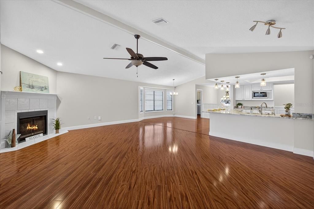 待售: $785,000 (4 贝兹, 3 浴室, 2971 平方英尺)