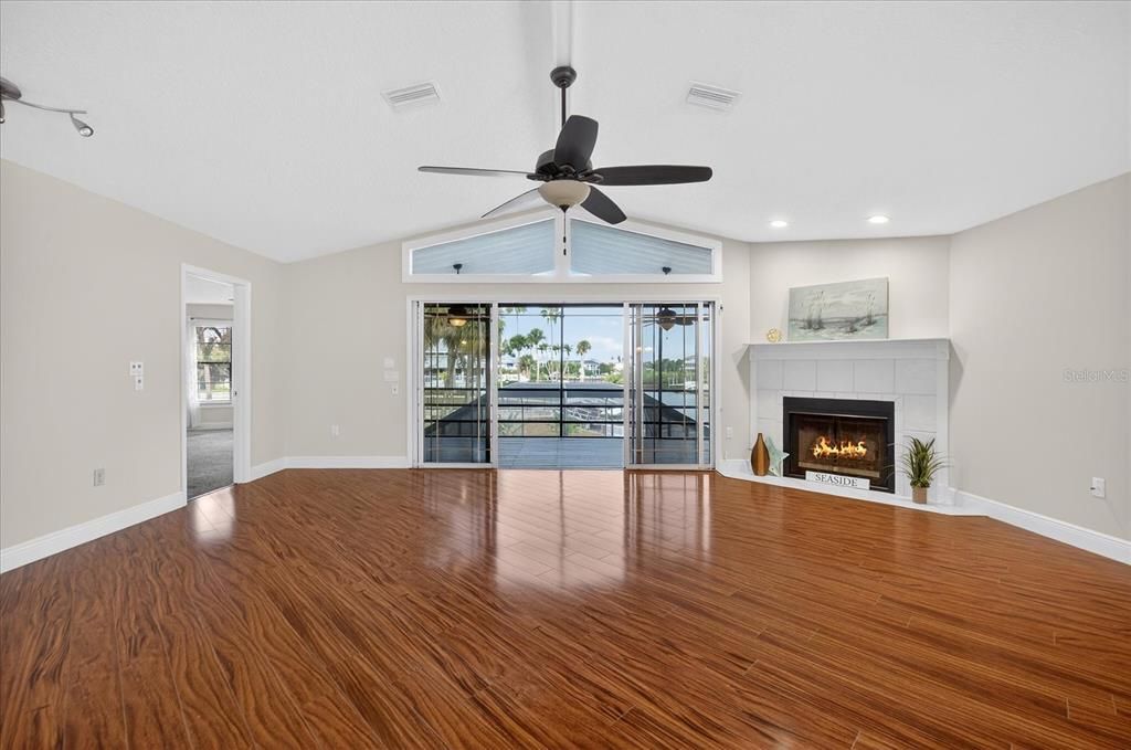 待售: $785,000 (4 贝兹, 3 浴室, 2971 平方英尺)