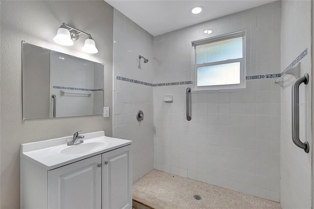 For Sale: $299,500 (3 beds, 2 baths, 1460 Square Feet)