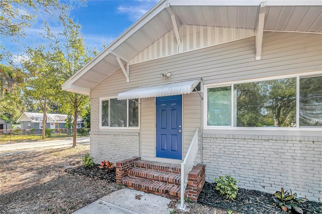 For Sale: $299,500 (3 beds, 2 baths, 1460 Square Feet)