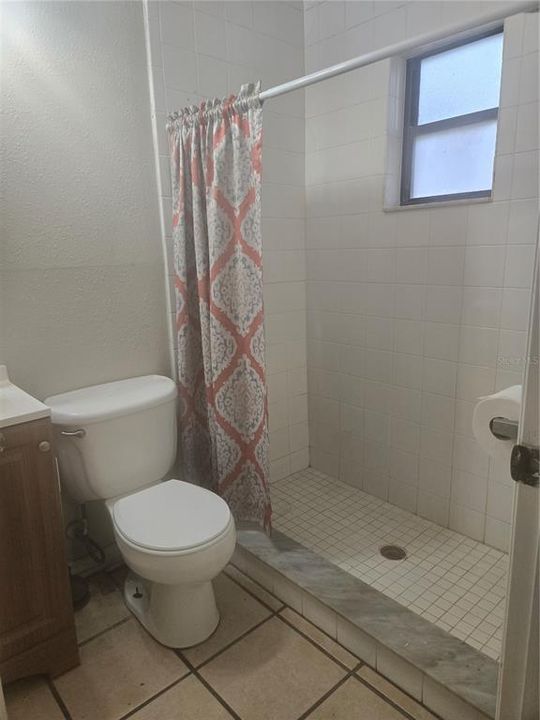 For Rent: $900 (1 beds, 1 baths, 400 Square Feet)