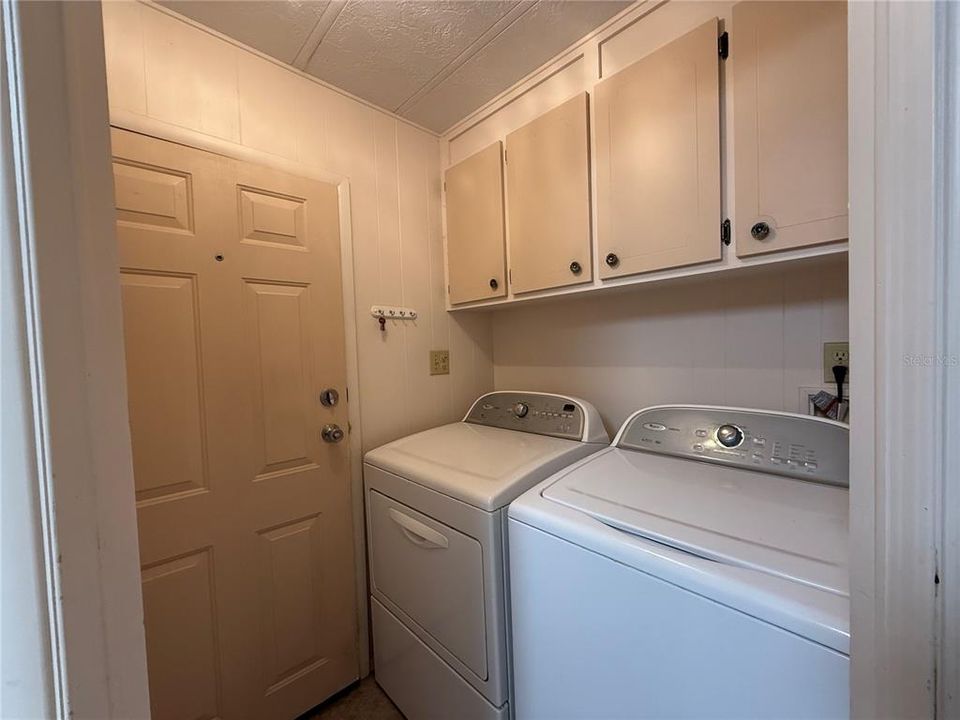 На продажу: $164,500 (3 спален, 2 ванн, 1352 Квадратных фут)