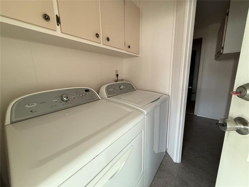 На продажу: $164,500 (3 спален, 2 ванн, 1352 Квадратных фут)