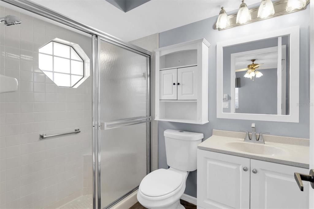 For Sale: $235,000 (2 beds, 2 baths, 1190 Square Feet)