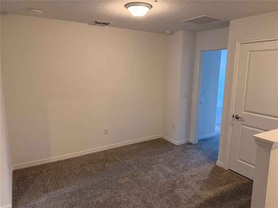For Rent: $2,800 (3 beds, 2 baths, 1683 Square Feet)