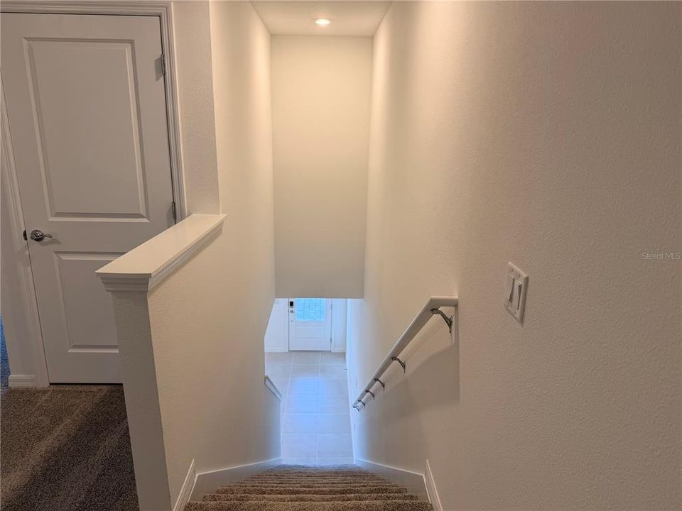 For Rent: $2,800 (3 beds, 2 baths, 1683 Square Feet)