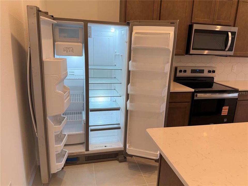 For Rent: $2,800 (3 beds, 2 baths, 1683 Square Feet)