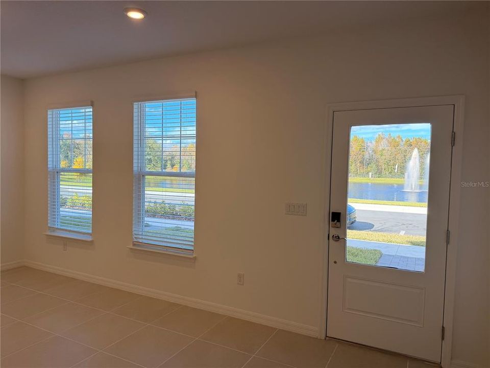 For Rent: $2,800 (3 beds, 2 baths, 1683 Square Feet)