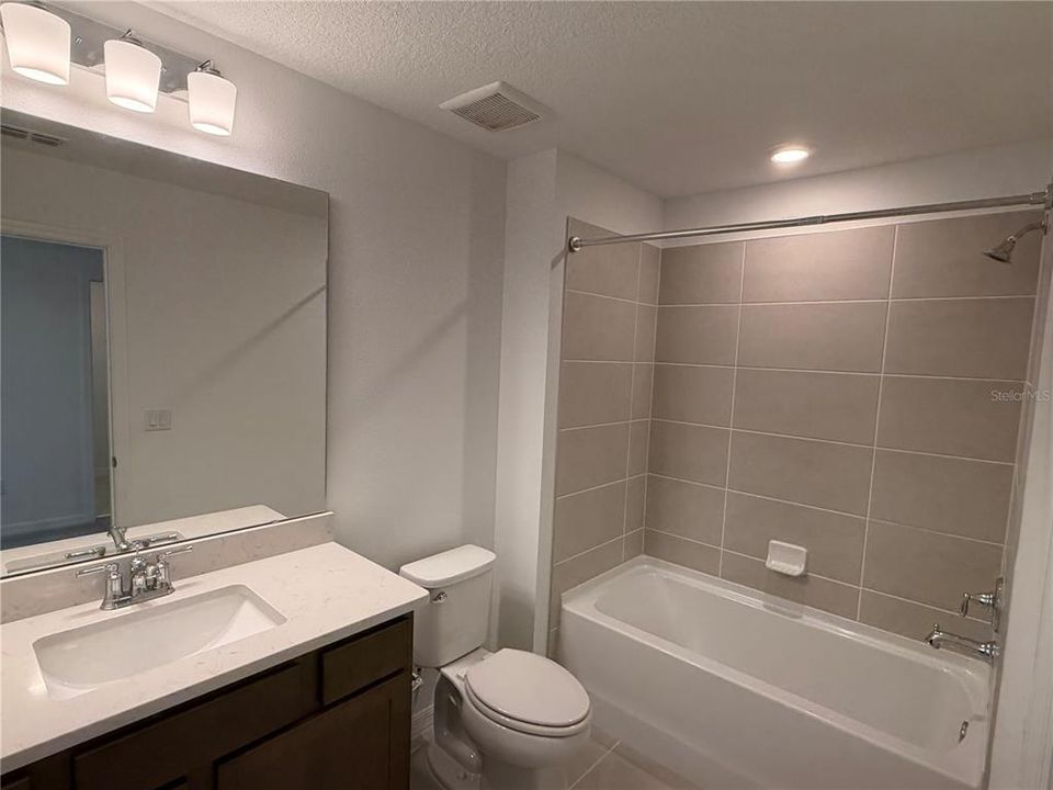 For Rent: $2,800 (3 beds, 2 baths, 1683 Square Feet)