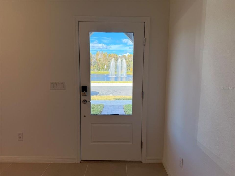 For Rent: $2,800 (3 beds, 2 baths, 1683 Square Feet)