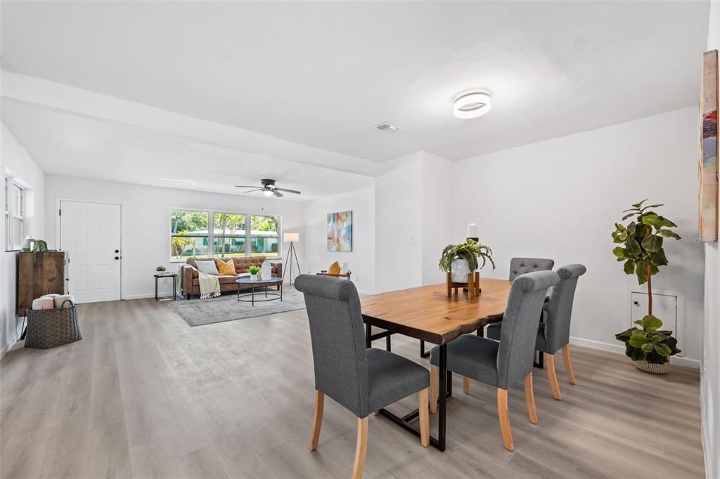 待售: $549,000 (3 贝兹, 2 浴室, 1924 平方英尺)