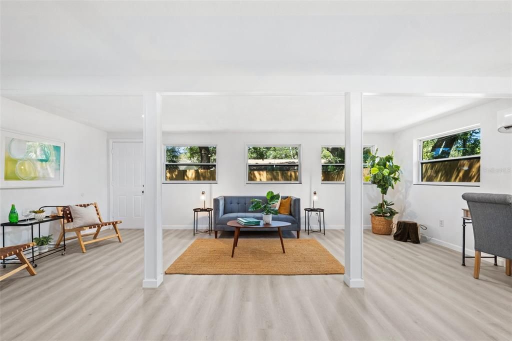 待售: $549,000 (3 贝兹, 2 浴室, 1924 平方英尺)