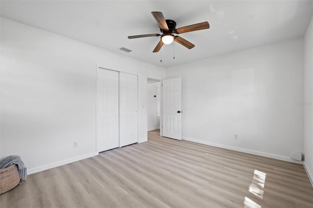 待售: $549,000 (3 贝兹, 2 浴室, 1924 平方英尺)