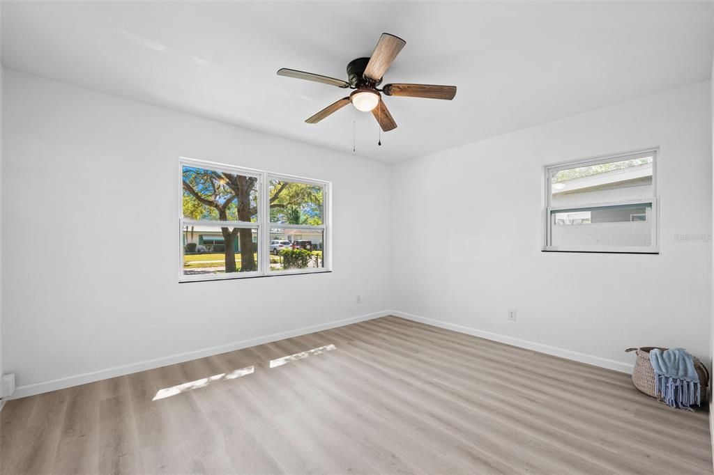 待售: $549,000 (3 贝兹, 2 浴室, 1924 平方英尺)